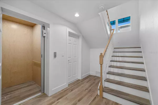 15405 GULF BLVD #B2, St Petersburg, FL 33708