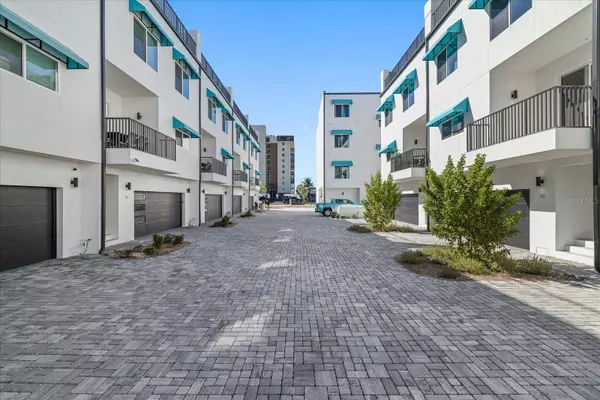 15405 GULF BLVD #B2, St Petersburg, FL 33708