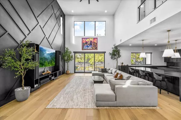 4717 W ESTRELLA ST, Tampa, FL 33629