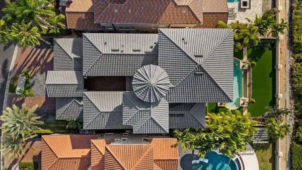 6025 BEACON SHORES ST, Tampa, FL 33616