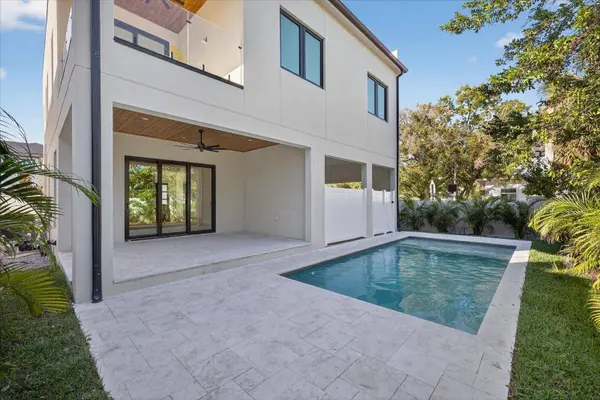 3702 S LYNWOOD AVE, Tampa, FL 33611