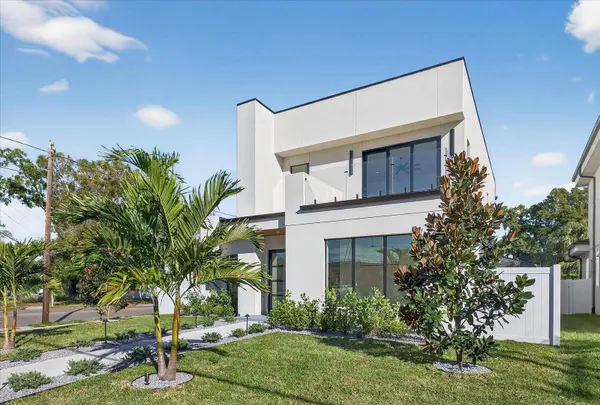 3702 S LYNWOOD AVE, Tampa, FL 33611