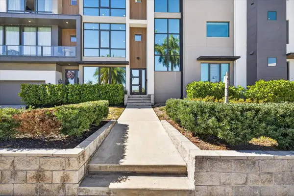 94 W DAVIS BLVD, Tampa, FL 33606