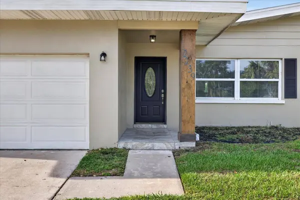 2239 DUNCAN DR, Belleair Bluffs, FL 33770