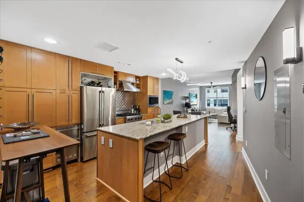 1120 E KENNEDY BLVD #727, Tampa, FL 33602