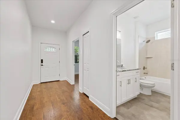 2901 W COLLINS ST #2, Tampa, FL 33607