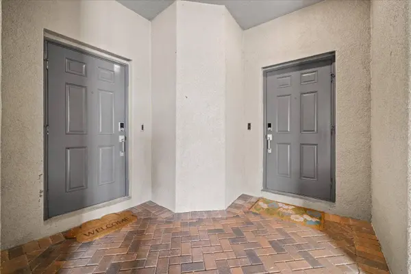 10029 CORSO MILANO DR, Tampa, FL 33625