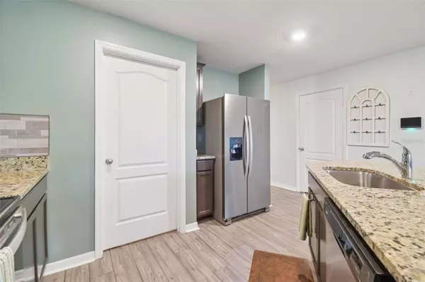 5228 NEW FRIENDSHIP PL, Tampa, FL 33619