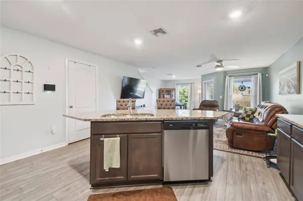 5228 NEW FRIENDSHIP PL, Tampa, FL 33619