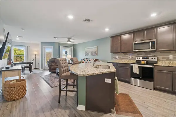 5228 NEW FRIENDSHIP PL, Tampa, FL 33619