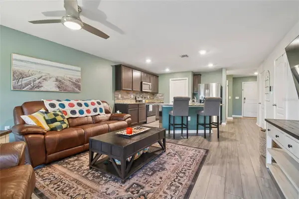 5228 NEW FRIENDSHIP PL, Tampa, FL 33619