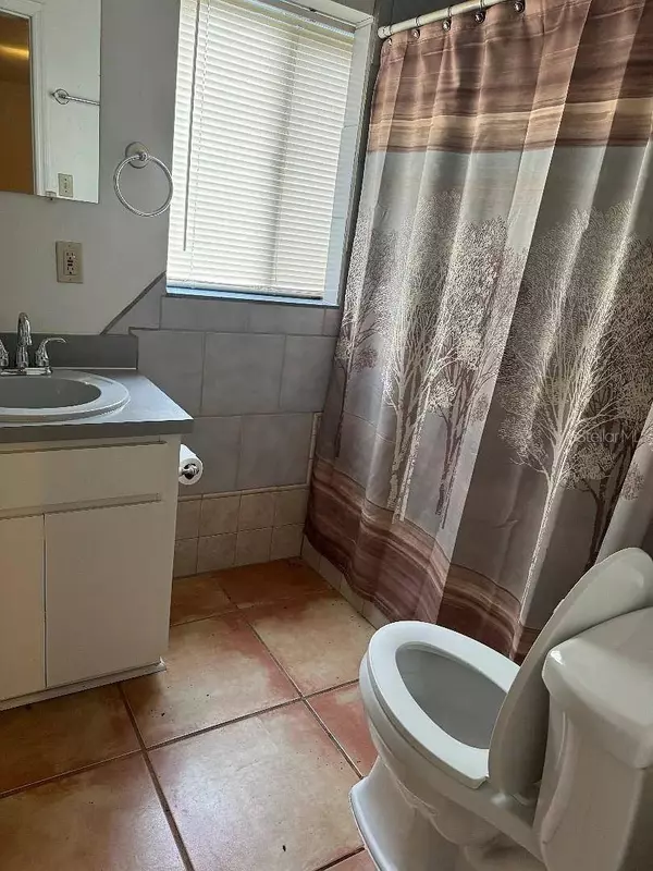 1035 E LAKE PARKER DR #15, Lakeland, FL 33801