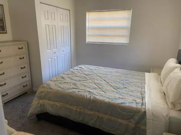 1606 N LOIS AVE, Tampa, FL 33607