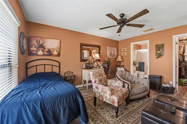 317 KNOTTWOOD CT #317, Sun City Center, FL 33573
