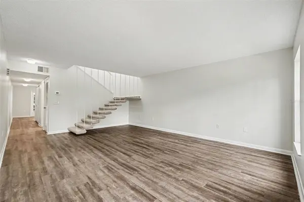 14408 BURGUNDY SQ, Tampa, FL 33613