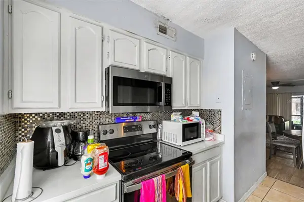 7511 PRESLEY PL #97, Tampa, FL 33617