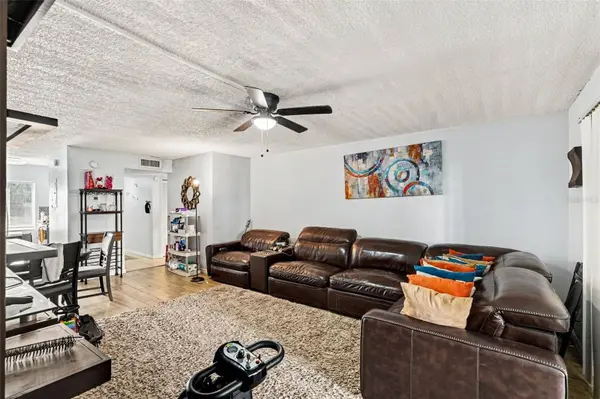 7511 PRESLEY PL #97, Tampa, FL 33617
