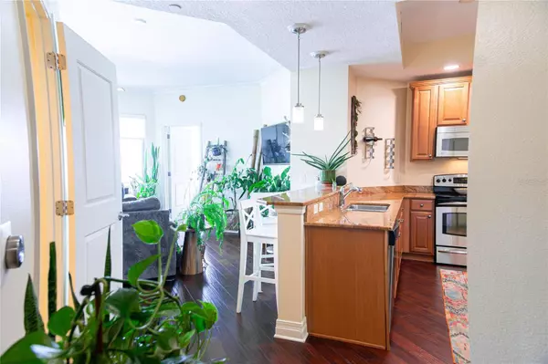 1209 E CUMBERLAND AVE #1003, Tampa, FL 33602