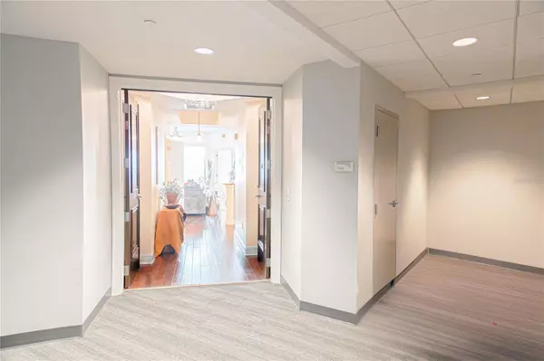 1209 E CUMBERLAND AVE #1003, Tampa, FL 33602