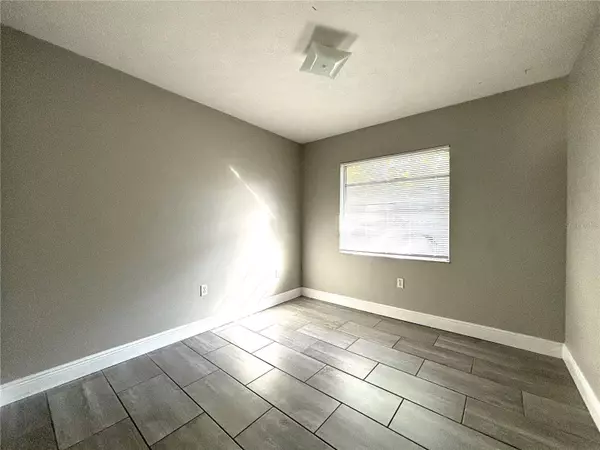 1408 E BOUGAINVILLEA AVE, Tampa, FL 33612