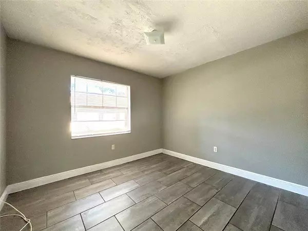 1408 E BOUGAINVILLEA AVE, Tampa, FL 33612