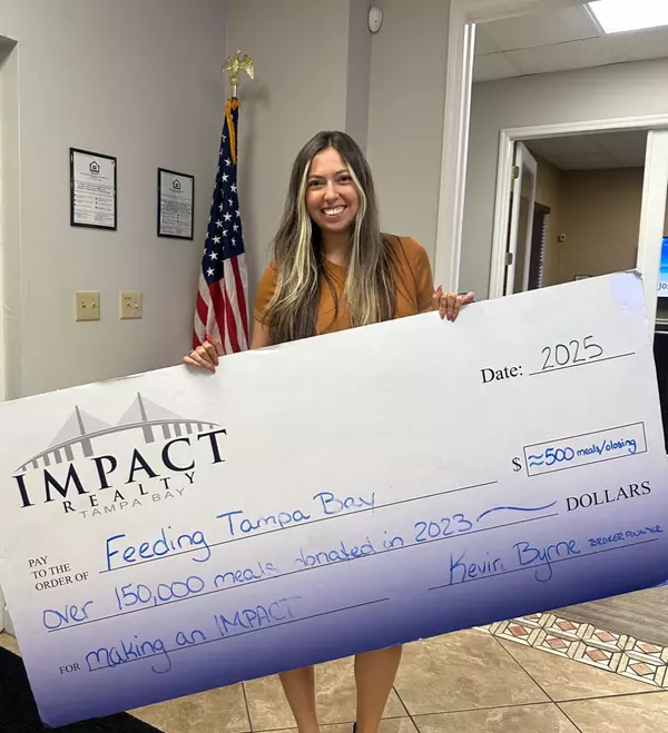  Fall Is for Giving Back: How the Tampa Bay Duo Helps Feed Local Families