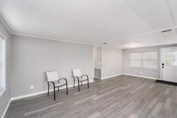 34475 CACTUS DR, Pinellas Park, FL 33781