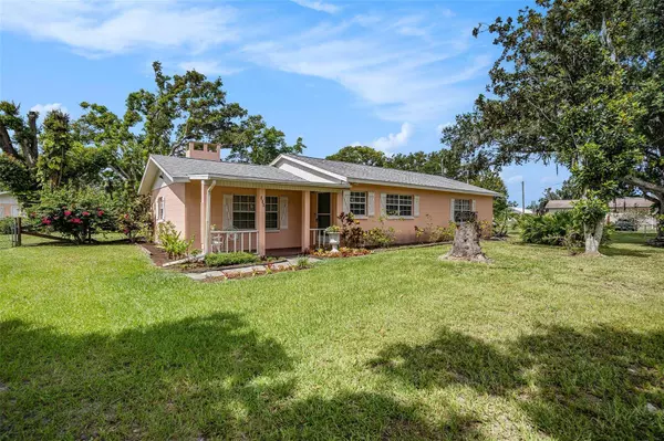 235 OLD WELCOME RD, Lithia, FL 33547