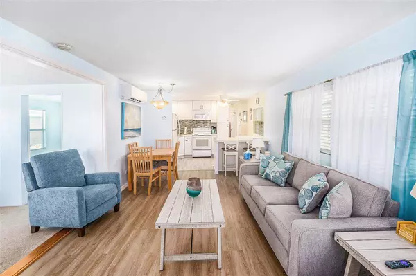 34527 VIOLET DR N, Pinellas Park, FL 33781