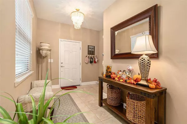 5312 FALLEN LEAF DR, Riverview, FL 33578