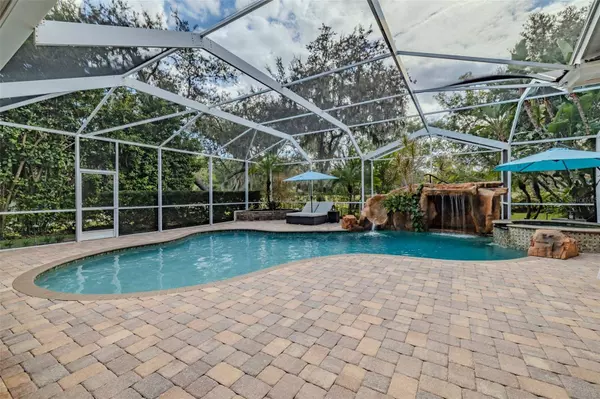 5803 THOREAU PL, Lithia, FL 33547