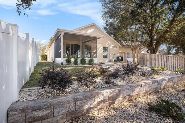 310 SUMMER SAILS DR, Valrico, FL 33594