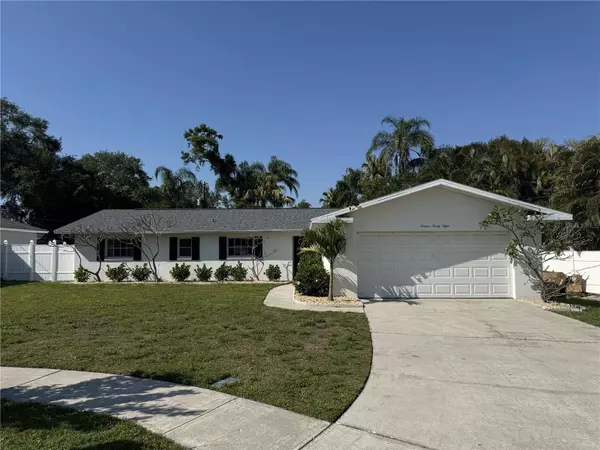 1698 EDEN CT, Clearwater, FL 33756