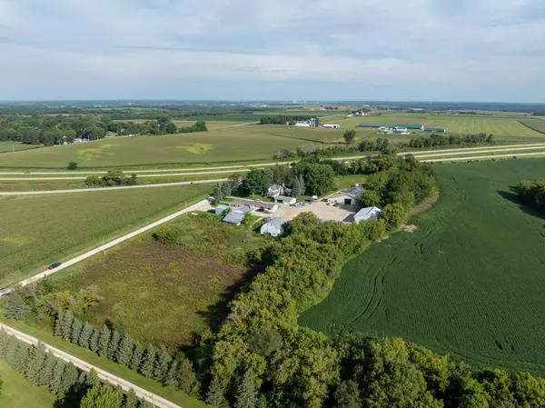 6910 38th AVE SE, Rochester, MN 55904