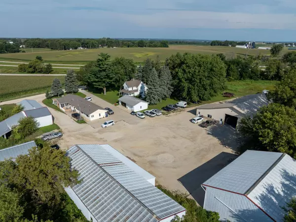 6910 38th AVE SE, Rochester, MN 55904