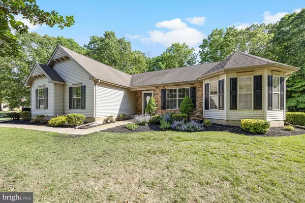 393 FAWN RUN DR, Franklinville, NJ 08322