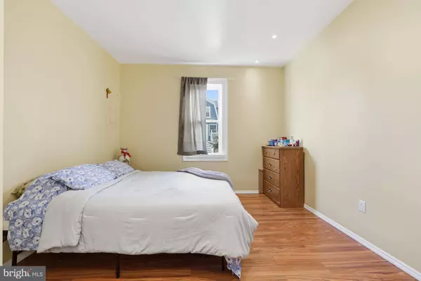 101 N BRIGHTON AVE, Atlantic City, NJ 08401