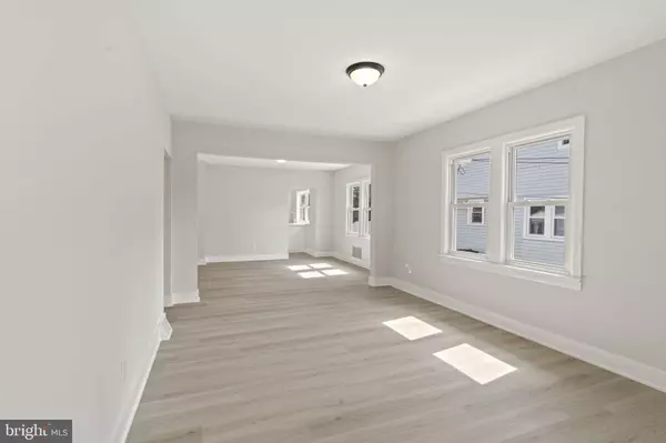 29 PAYSON AVE, Audubon, NJ 08106