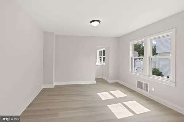 29 PAYSON AVE, Audubon, NJ 08106