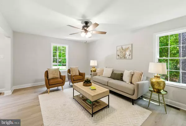 24 MUSKINGUM DR, Shamong, NJ 08088