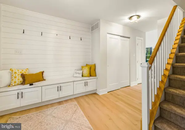 15 BRONWOOD DR, Voorhees, NJ 08043