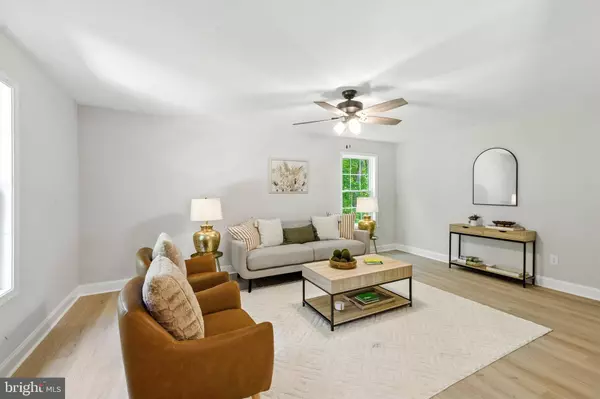 24 MUSKINGUM DR, Shamong, NJ 08088