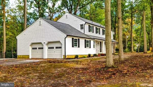 37 GLEN DR, Voorhees, NJ 08043