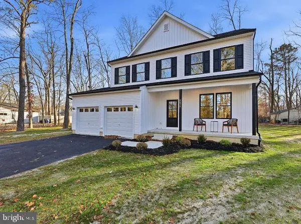 2675 LAKESIDE DR, Williamstown, NJ 08094