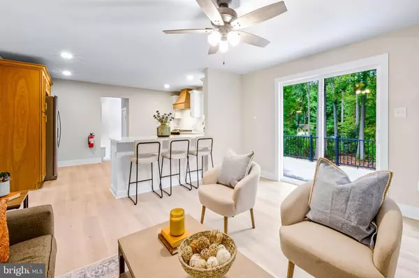 37 GLEN DR, Voorhees, NJ 08043