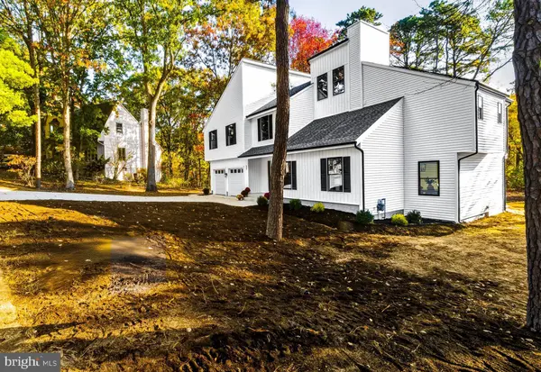 15 BRONWOOD DR, Voorhees, NJ 08043