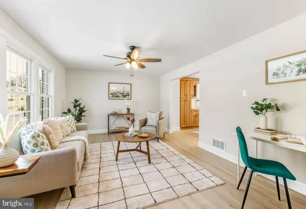 33 ELMGATE RD, Marlton, NJ 08053