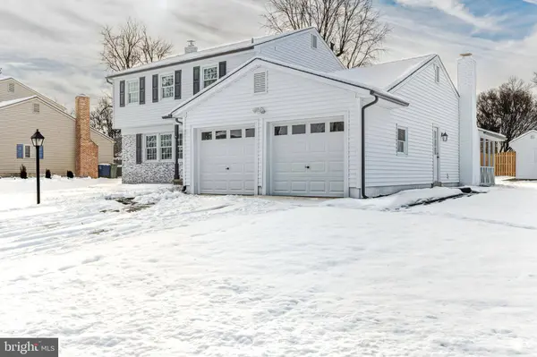 33 ELMGATE RD, Marlton, NJ 08053