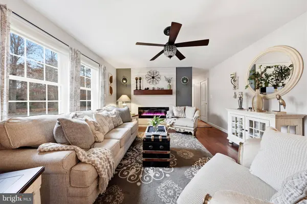 4 PROSIT LA, Ocean View, NJ 08230