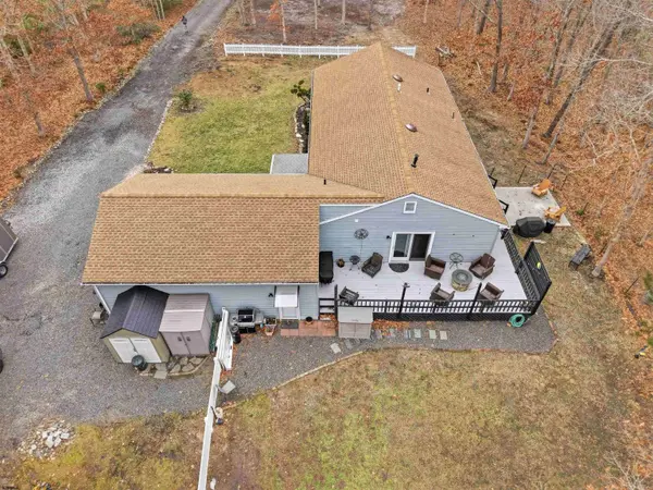 4 Prosit Ln, Ocean View, NJ 08230